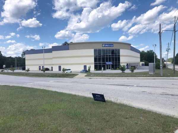 Extra Space Storage - 3723 - Spring Lake - Chapel Hill Rd