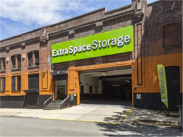 Extra Space Storage - 8878 - Bronx - Bronx Boulevard