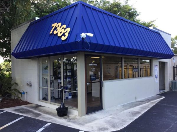 Extra Space Storage - 3027 - Lake Worth - Lake Worth Road