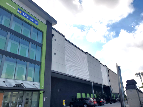 Extra Space Storage - 4119 - Huntington Park - Maywood Ave