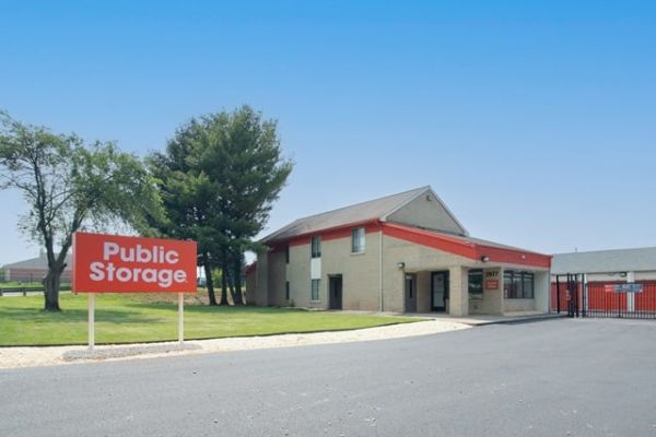 Public Storage - Whitehall - 2977 MacArthur Road