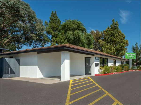 Extra Space Storage - 7150 - Mesa - 4550 E Southern Ave