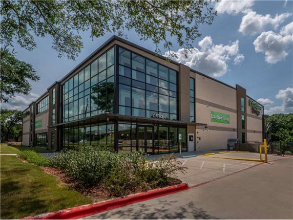 Extra Space Storage - 7301 - Austin - IH 35 Frontage Rd