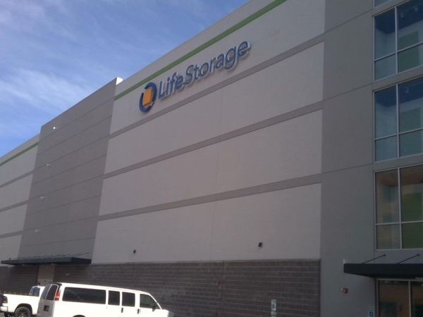 Extra Space Storage - 4140 - Bayonne - 23rd St