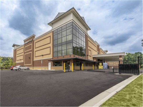 Extra Space Storage - 8511 - Raleigh - Millbrook Rd