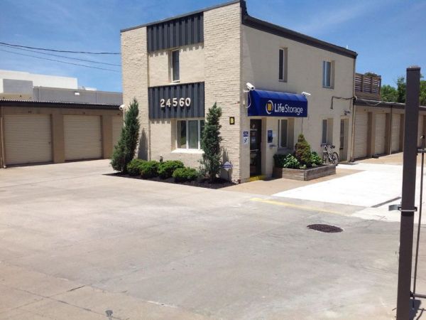 Extra Space Storage - 3093 - Westlake - Sperry Dr