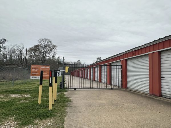 Mini Mall Storage - Buna