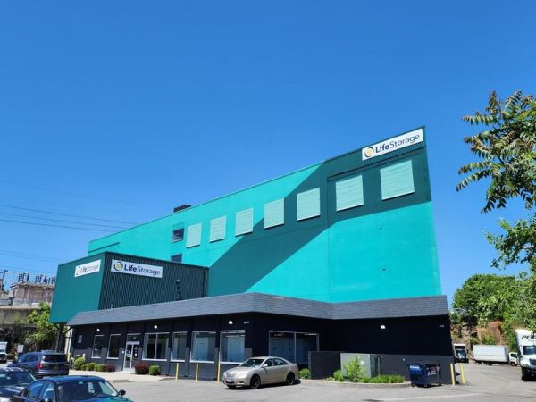 Extra Space Storage - 3763 - Yonkers - Fullerton Ave