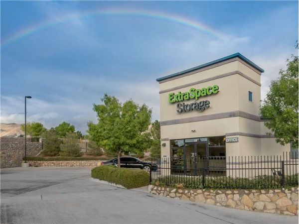 Extra Space Storage - 8907 - El Paso - Resler Dr