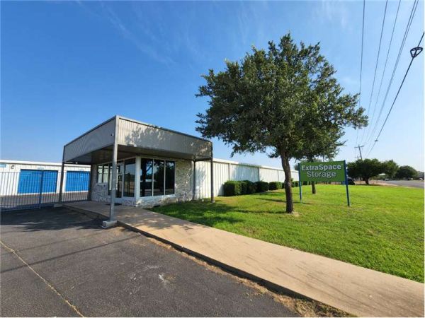 Extra Space Storage - 7862 - Marble Falls - Industrial Blvd - Annex