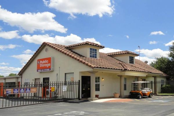 Public Storage - San Antonio - 13800 Nacogdoches Road