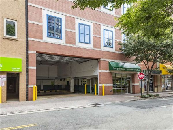 Extra Space Storage - 0706 - Arlington - North Fillmore St