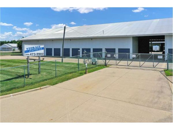Extra Space Storage - 2158 - Heyworth - 3745 N 1475 East Rd
