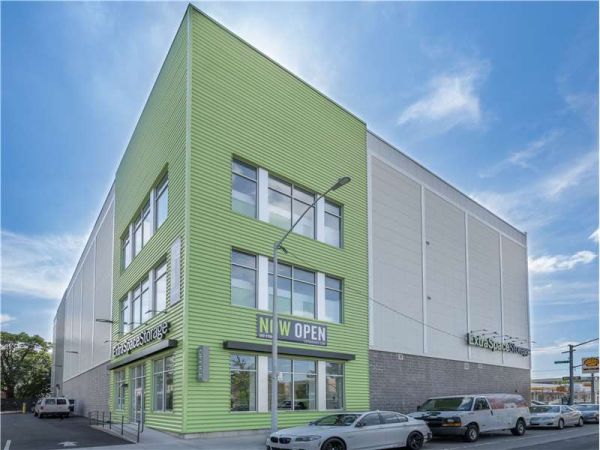 Extra Space Storage - 1801 - Ridgewood - Cypress Ave