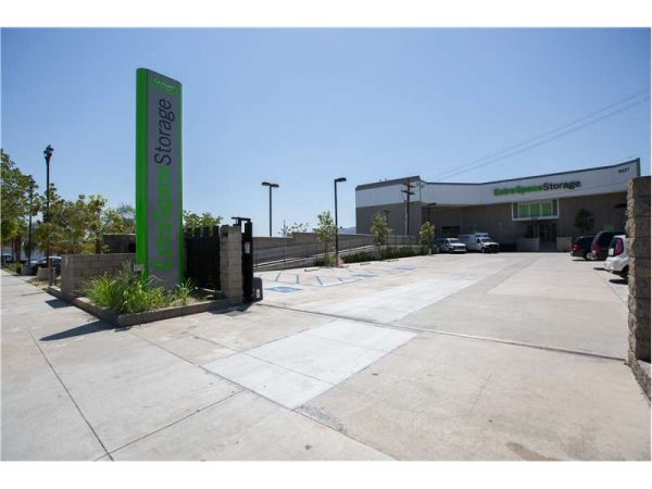 Extra Space Storage - 1602 - Glendale - 6527 San Fernando Road