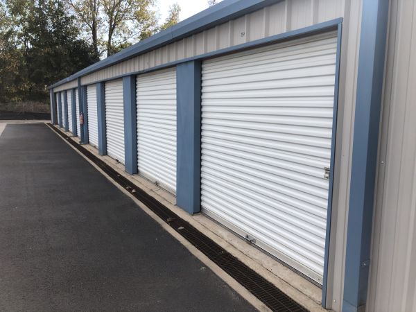 Storology Storage - Hwy 110