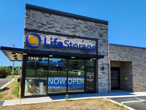Extra Space Storage - 4260 - Winston-Salem - Argosy Dr