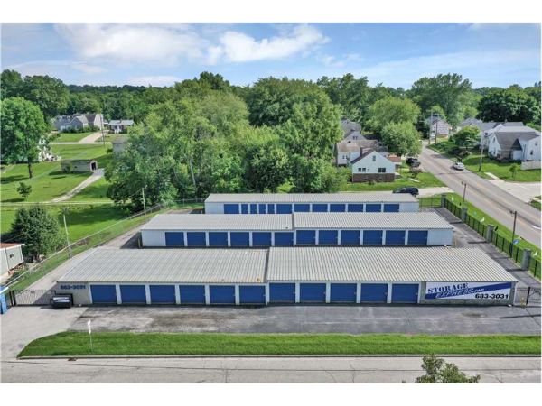 Extra Space Storage - 2121 - Huntingburg - 1st St.