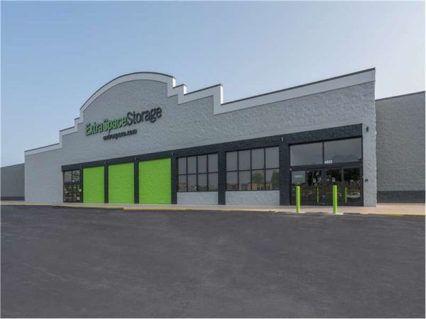 Extra Space Storage - 7022 - Fort Wayne - Maplecrest Rd