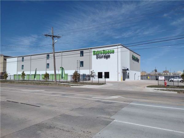 Extra Space Storage - 6370 - Oklahoma City - E Reno Ave
