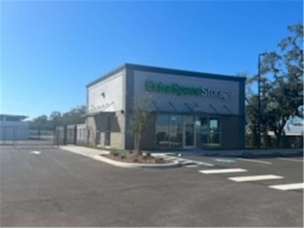 Extra Space Storage - 7424 - Sarasota - Anise Dr