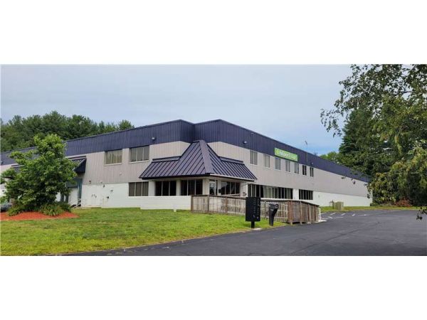 Extra Space Storage - 7645 - Dracut - Commercial Dr
