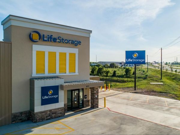 Extra Space Storage - 3203 - Austin - US Highway 290
