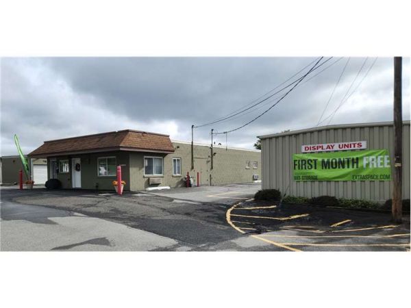 Extra Space Storage - 6202 - Chester - Brookside Ave