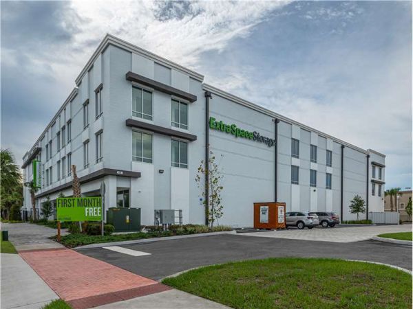 Extra Space Storage - 7306 - Orlando - Primrose Dr