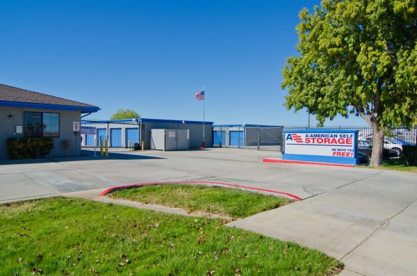 A-American Self Storage - Palmdale North