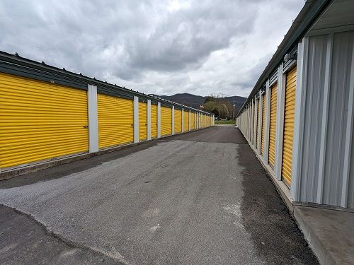 Mini Mall Storage - Elizabethton