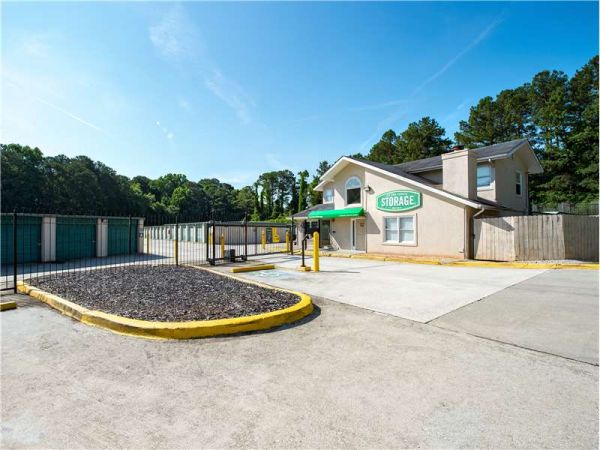 Extra Space Storage - 0242 - Stone Mountain - Hambrick Rd