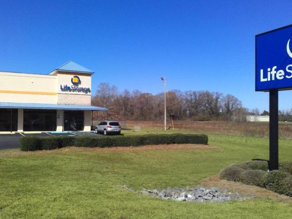 Extra Space Storage - 3268 - Montgomery - McLemore Dr.
