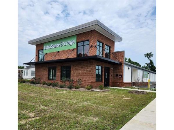 Extra Space Storage - 6169 - Fayetteville - Raeford Rd