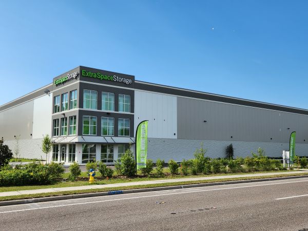 Extra Space Storage - 7815 - Hudson - State Rd 52