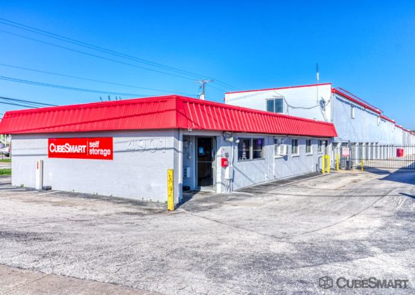 CubeSmart Self Storage TX Fort Worth S Freeway