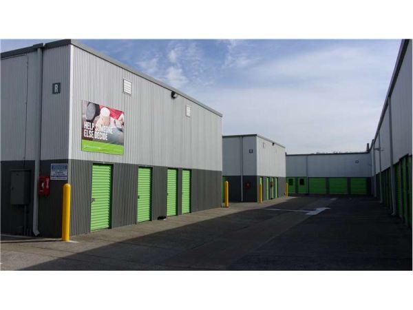 Extra Space Storage - 1371 - Berkeley - Cedar St