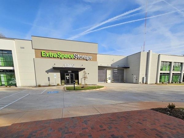 Extra Space Storage - 6440 - Mooresville - Shearers Rd