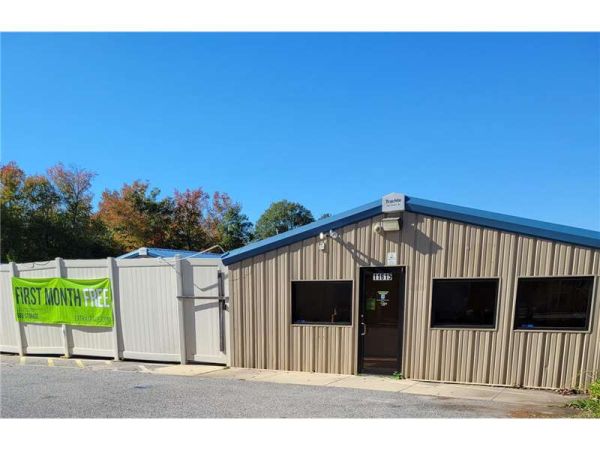 Extra Space Storage - 7771 - Waldorf - Rubina Pl