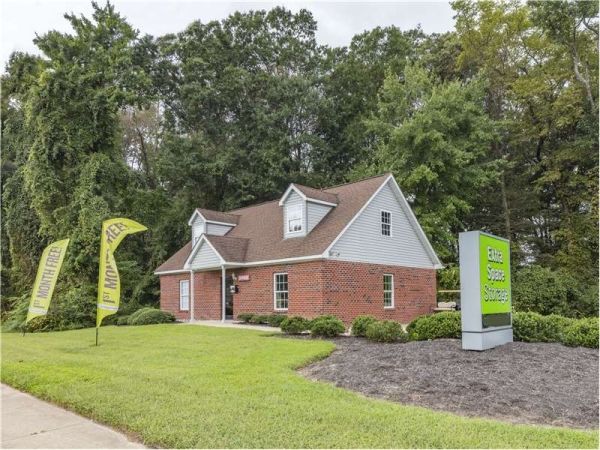 Extra Space Storage - 1780 - Hampton - Big Bethel Rd