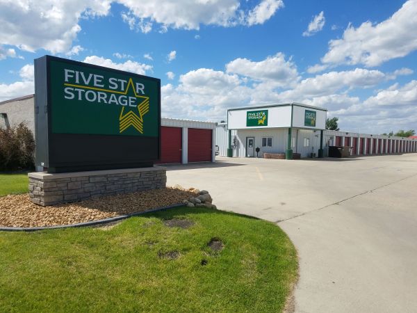 Five Star Storage - Gateway - L009