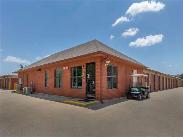 Extra Space Storage - 8716 - Oklahoma City - 62nd Street