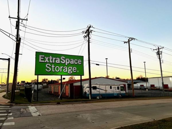 Extra Space Storage - 6675 - Oklahoma City - SE 15th St