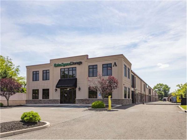 Extra Space Storage - 8354 - Cherry Hill - Rockhill Rd