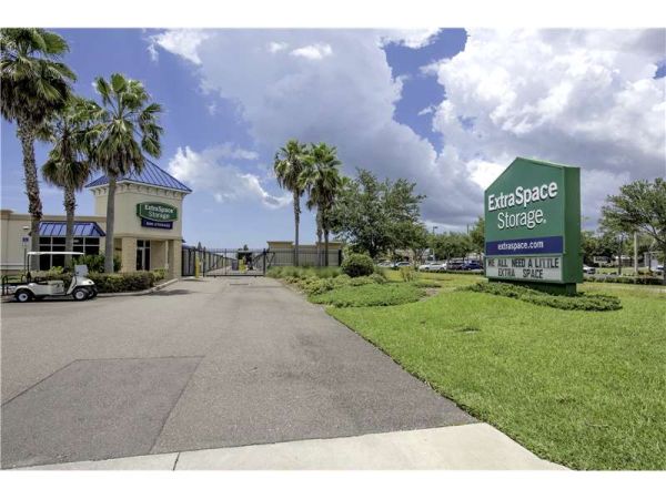 Extra Space Storage - 8461 - St Petersburg - 25th St N