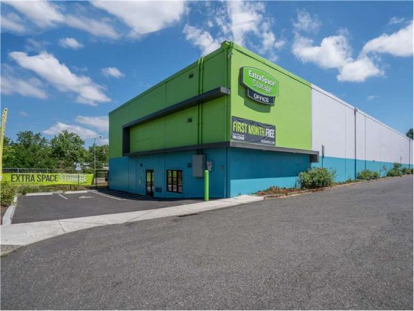 Extra Space Storage - 8615 - Portland - NE 72nd Ave