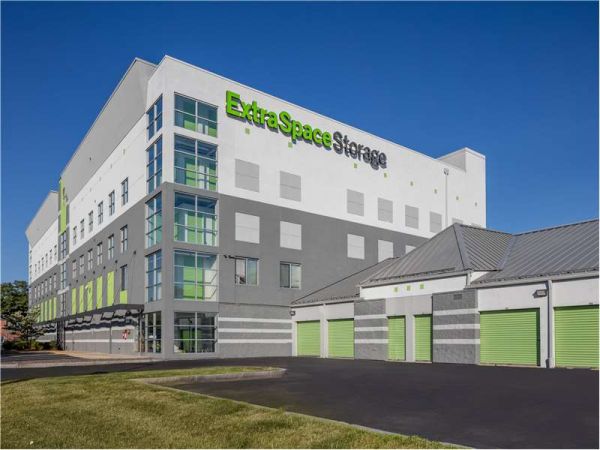 Extra Space Storage - 1135 - Revere - Revere Beach Parkway