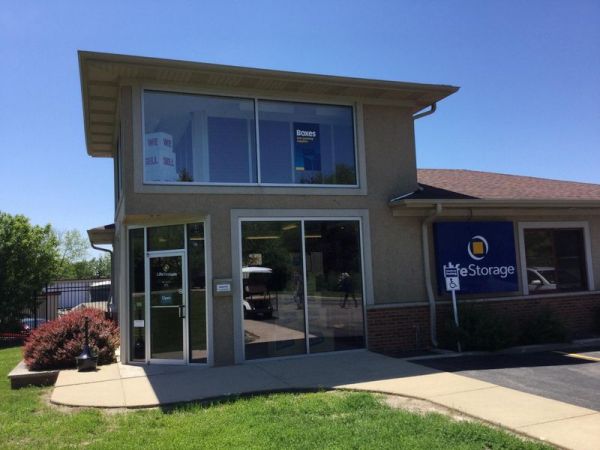 Extra Space Storage - 3319 - Lindenhurst - Grass Lake Road