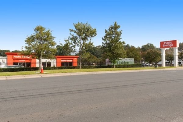 Public Storage - Charlotte - 4555 South Blvd
