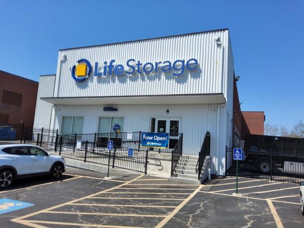 Extra Space Storage - 3835 - Pawtucket - Prospect St